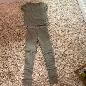 Skims, kids pj set. Green